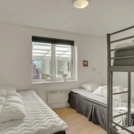 Awesome In Grlev With Wifi And 4 Bedrooms Gorlev