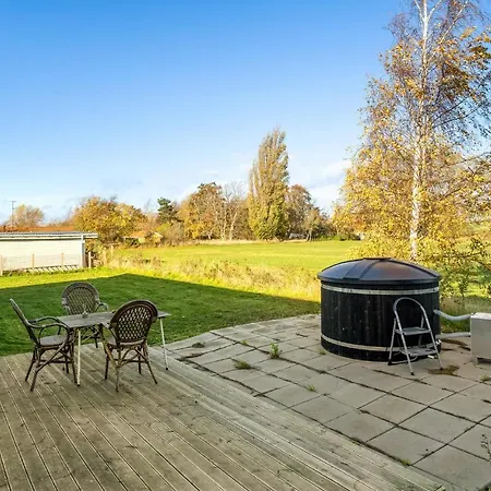 Hébergement de vacances Awesome In Grlev With Wifi And 4 Bedrooms *