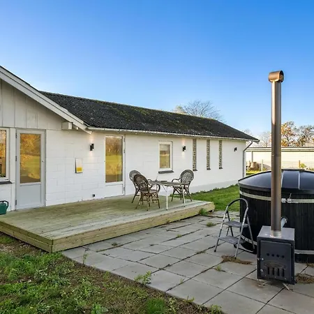 Hébergement de vacances Awesome In Grlev With Wifi And 4 Bedrooms *